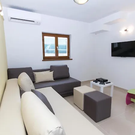 Holiday home Luxurious In With Sauna *