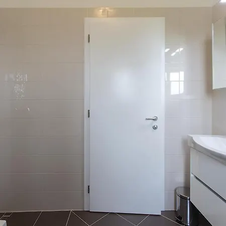 בית נופש Luxurious In With Sauna